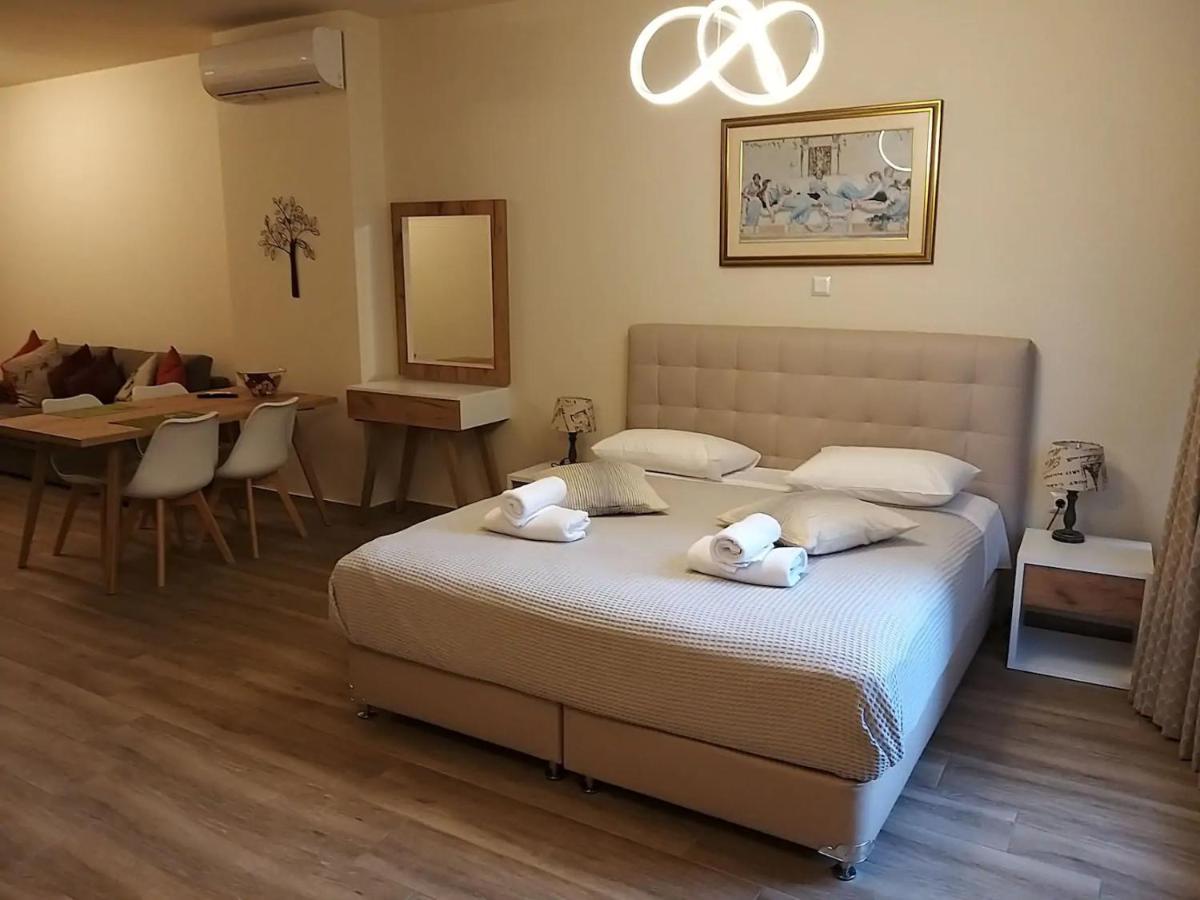 Amazing Apartments @ Monastiraki Subway Station Афины Экстерьер фото