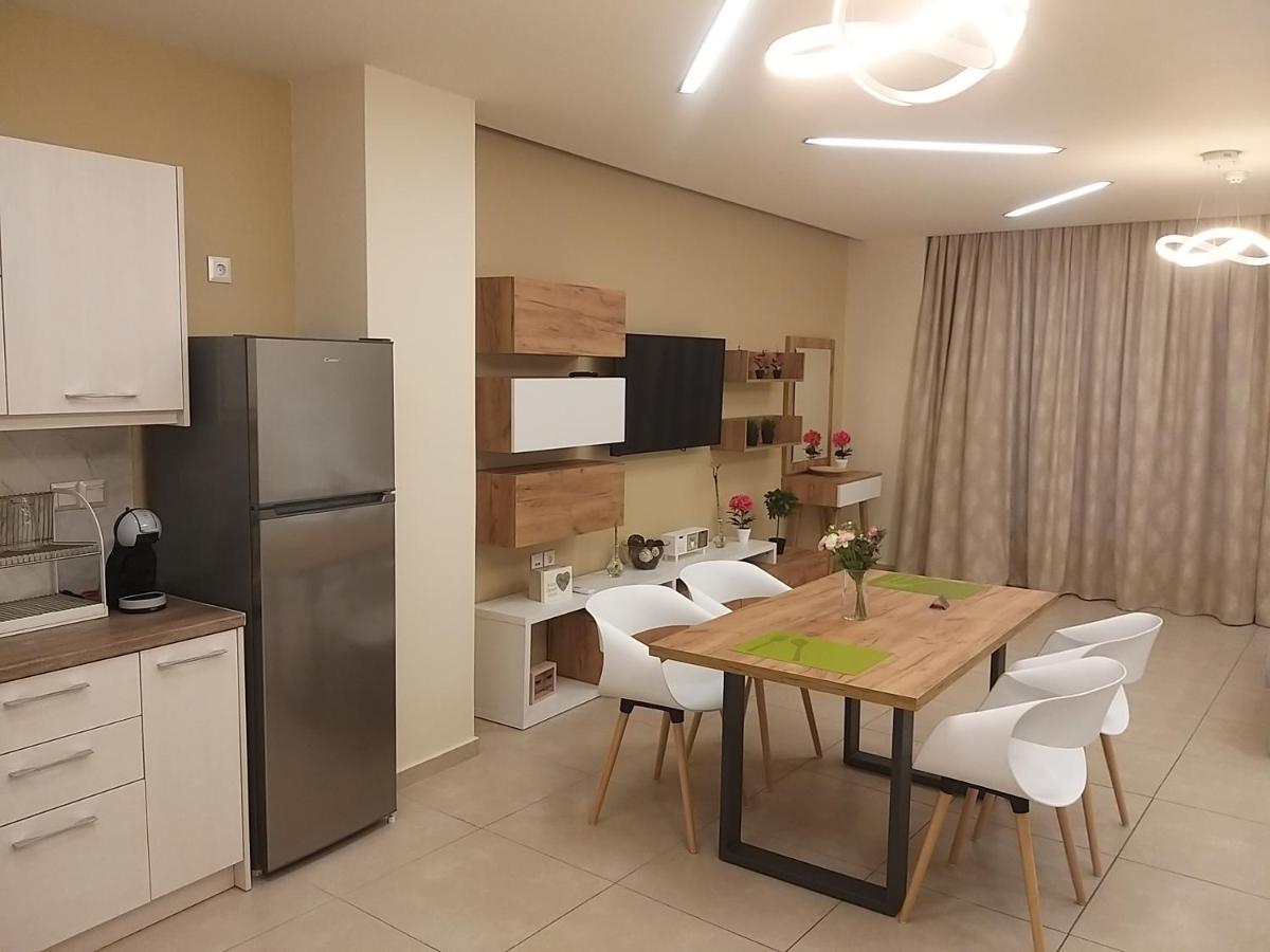 Amazing Apartments @ Monastiraki Subway Station Афины Экстерьер фото