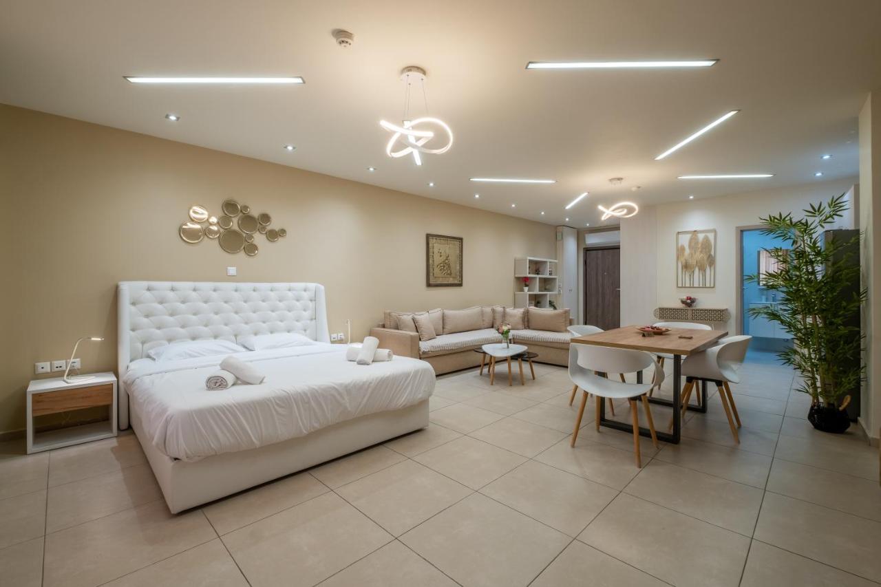 Amazing Apartments @ Monastiraki Subway Station Афины Экстерьер фото