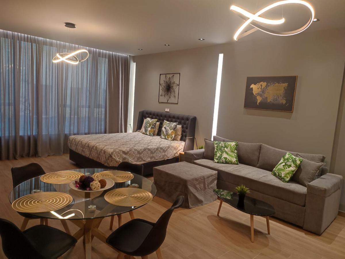 Amazing Apartments @ Monastiraki Subway Station Афины Экстерьер фото