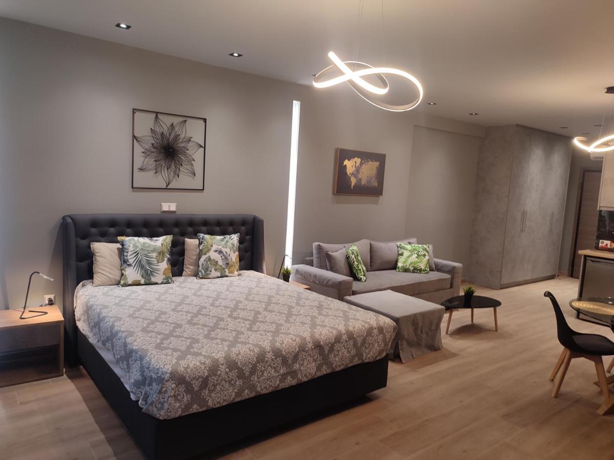 Amazing Apartments @ Monastiraki Subway Station Афины Экстерьер фото